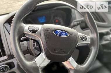 Грузопассажирский фургон Ford Transit 2015 в Луцке