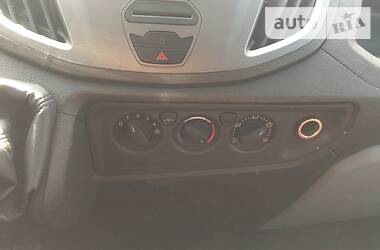 Вантажопасажирський фургон Ford Transit 2015 в 