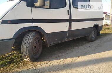 Вантажопасажирський фургон Ford Transit 1988 в 