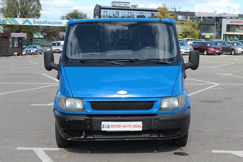 Вантажопасажирський фургон Ford Transit 2004 в Харкові