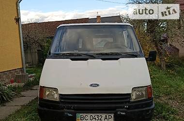 Вантажопасажирський фургон Ford Transit 1989 в 