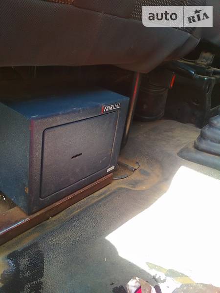 Грузопассажирский фургон Ford Transit 2004 в Никополе