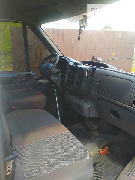 Грузопассажирский фургон Ford Transit 2004 в Никополе