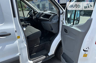 Вантажний фургон Ford Transit 2014 в 