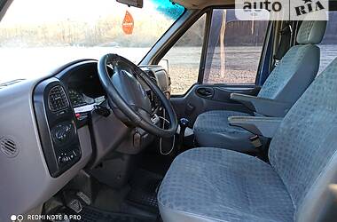 Інші легкові Ford Transit 2001 в Чернівцях