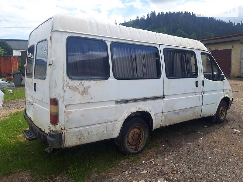 Мінівен Ford Transit 1991 в Міжгір'ї
