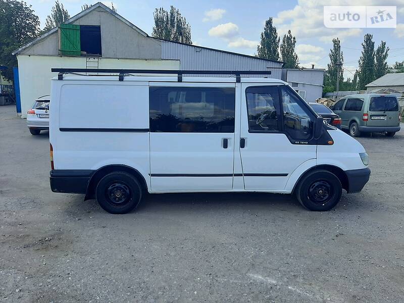 Мінівен Ford Transit 2005 в Мирнограді