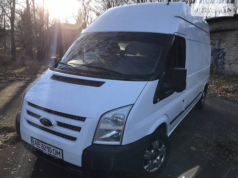 Грузовой фургон Ford Transit 2012 в Кривом Роге