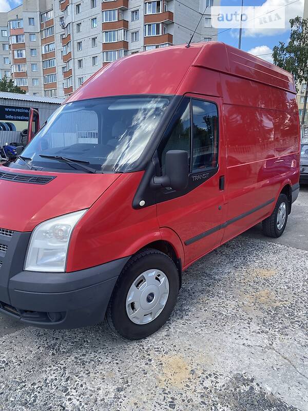 Вантажний фургон Ford Transit 2012 в Хмельницькому