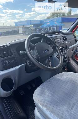 Вантажний фургон Ford Transit 2012 в 