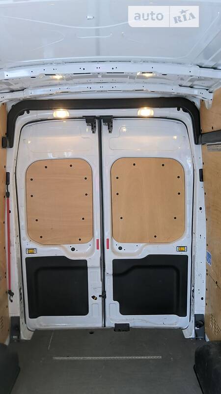 Грузовой фургон Ford Transit 2018 в Киеве фото 5 Грузовой фургон Ford Transit 2018 в Киеве