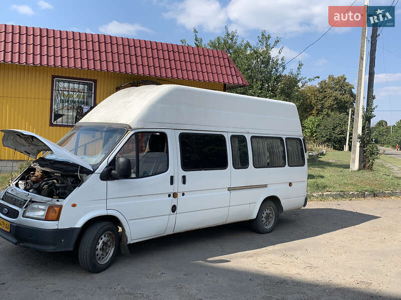 Микроавтобус Ford Transit 2000 в Киеве