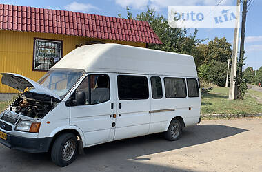 Микроавтобус Ford Transit 2000 в Киеве