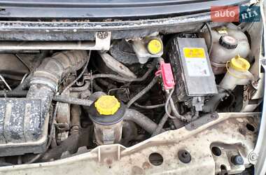 Грузопассажирский фургон Ford Transit 2002 в Черновцах