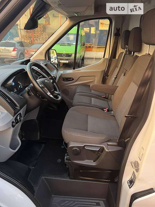 Грузовой фургон Ford Transit 2018 в Луцке фото 37 Грузовой фургон Ford Transit 2018 в Луцке