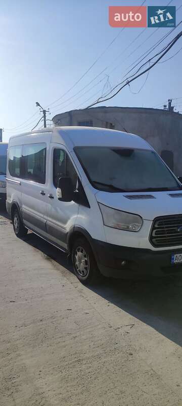 Микроавтобус Ford Transit 2017 в Тячеве фото 2 Микроавтобус Ford Transit 2017 в Тячеве