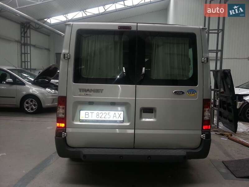 Микроавтобус Ford Transit 2007 в Ровно