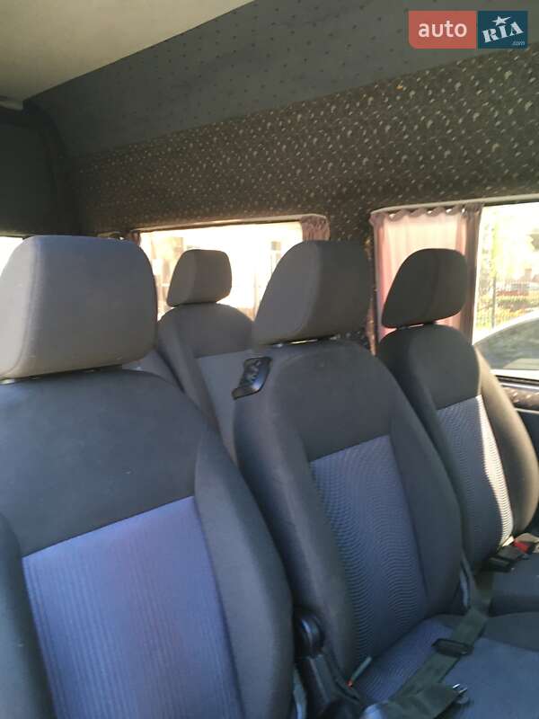 Микроавтобус Ford Transit 2004 в Умани