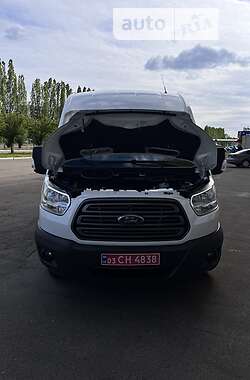 Грузовой фургон Ford Transit 2016 в 