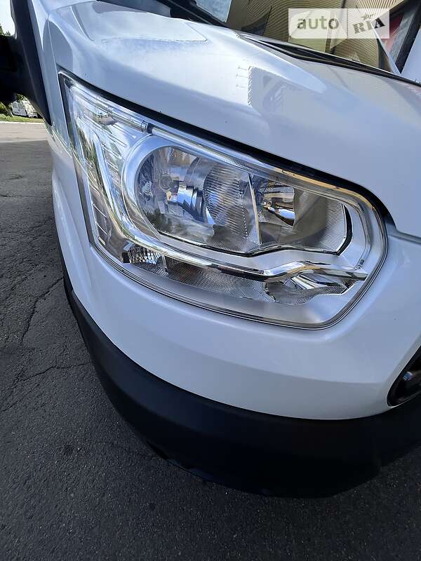 Грузовой фургон Ford Transit 2016 в Черкассах
