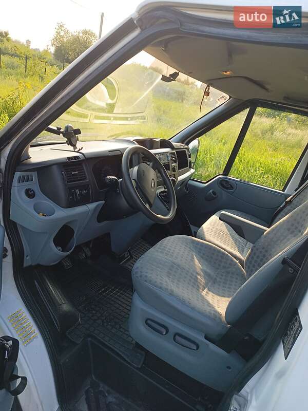 Вантажний фургон Ford Transit 2012 в Львові фото 14 Вантажний фургон Ford Transit 2012 в Львові