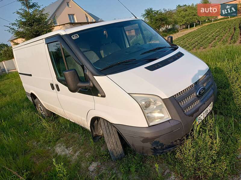 Ford Transit 2012