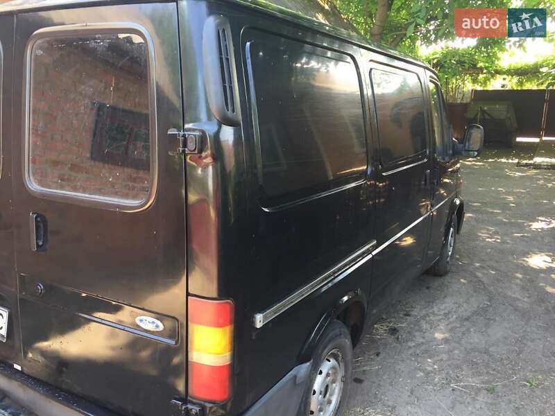 Мікроавтобус Ford Transit 1999 в Гребінці