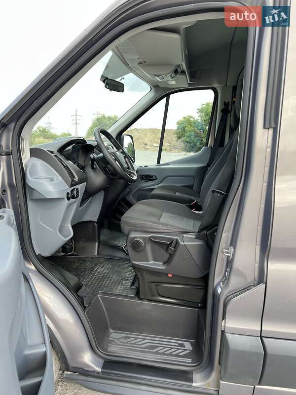 Микроавтобус Ford Transit 2015 в Днепре
