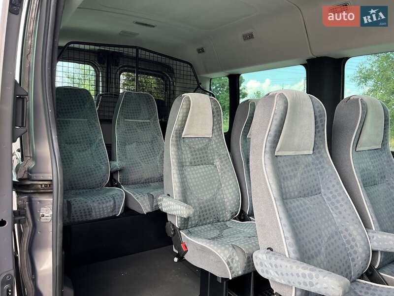 Микроавтобус Ford Transit 2015 в Днепре