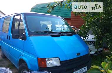 Вантажопасажирський фургон Ford Transit 1987 в Тернополі