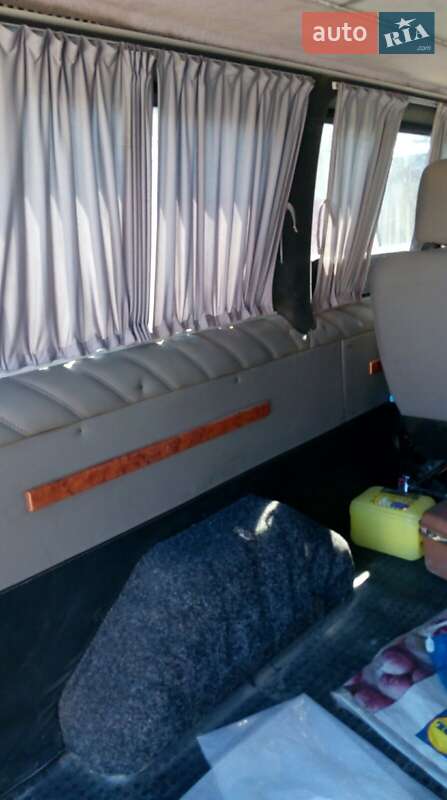 Інші автобуси Ford Transit 2005 в Чернівцях