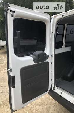 Другие автобусы Ford Transit 2001 в Виноградове