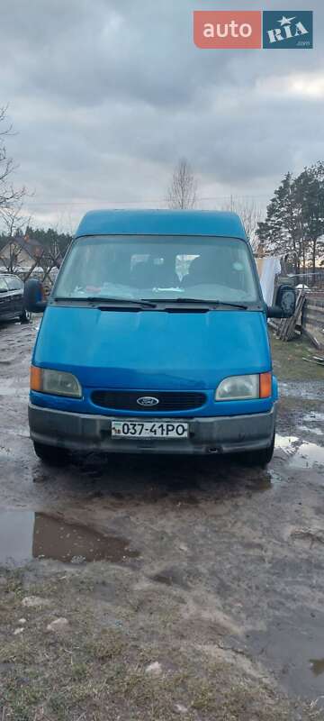 Микроавтобус Ford Transit 1988 в Владимирце фото Микроавтобус Ford Transit 1988 в Владимирце