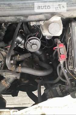 Грузовой фургон Ford Transit 2006 в 