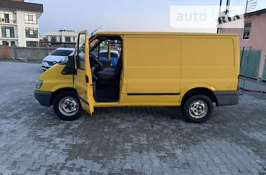 Грузовой фургон Ford Transit 2000 в 