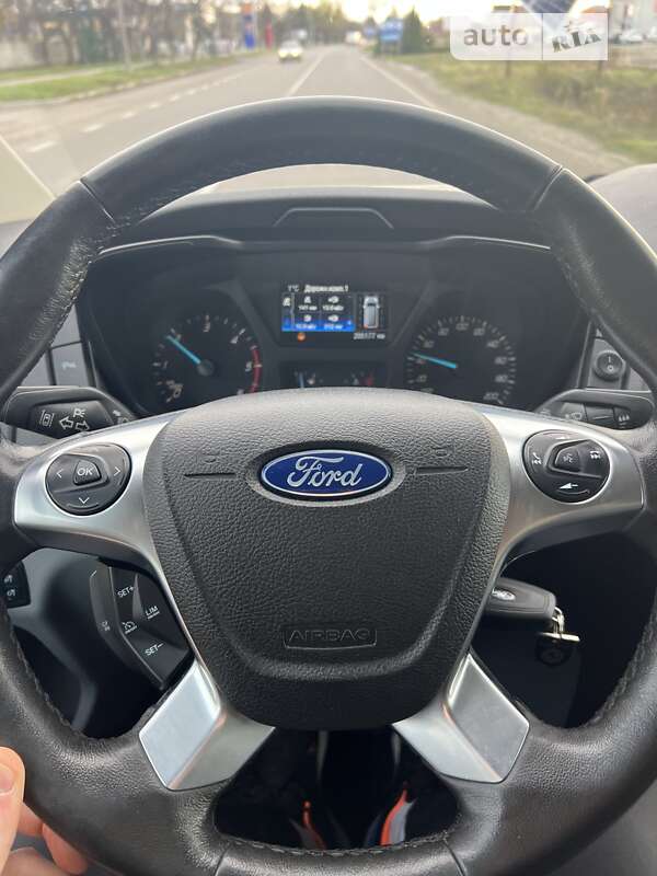 Грузовой фургон Ford Transit 2018 в Виноградове
