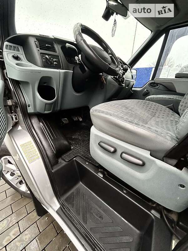 Микроавтобус Ford Transit 2011 в Николаеве