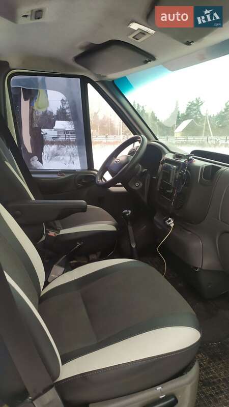 Другие автобусы Ford Transit 2000 в Рокитном