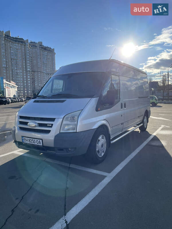 Вантажний фургон Ford Transit 2007 в Одесі