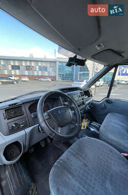 Грузовой фургон Ford Transit 2007 в 