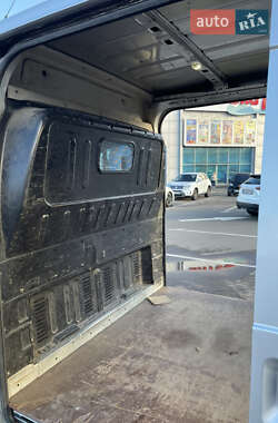 Грузовой фургон Ford Transit 2007 в 