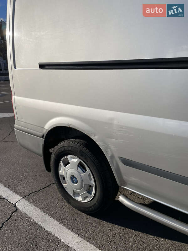 Вантажний фургон Ford Transit 2007 в Одесі