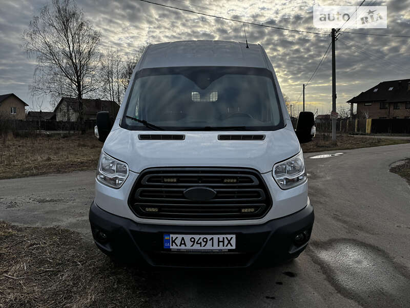 Грузовой фургон Ford Transit 2017 в Киеве