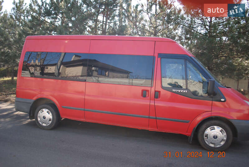 Микроавтобус Ford Transit 2010 в 