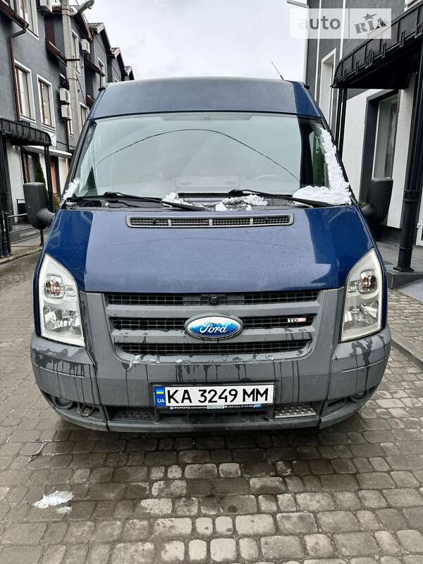 Грузовой фургон Ford Transit 2008 в Львове