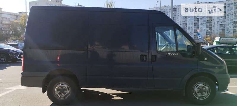Грузовой фургон Ford Transit 2008 в Львове