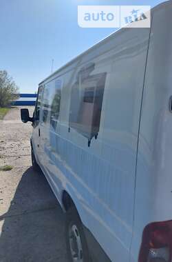 Вантажний фургон Ford Transit 2010 в Києві