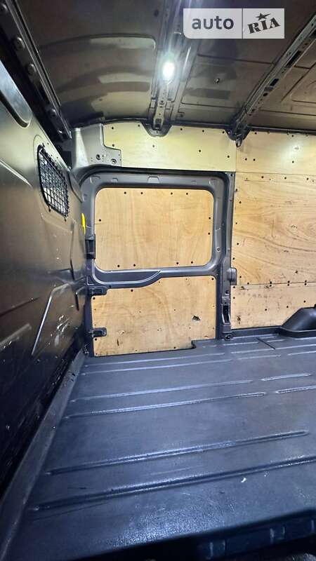 Грузовой фургон Ford Transit 2016 в Тернополе