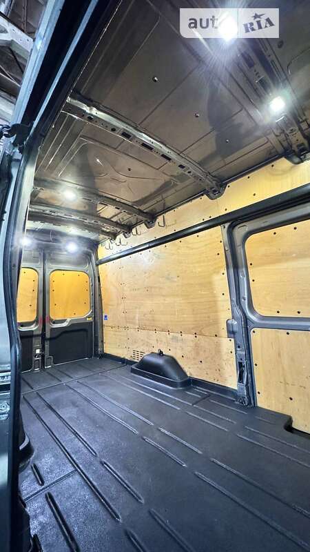 Грузовой фургон Ford Transit 2016 в Тернополе