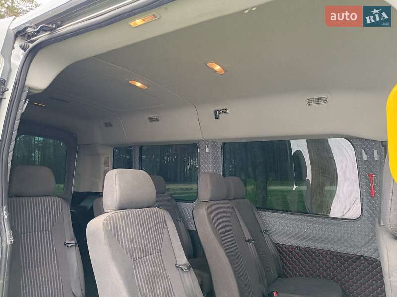 Мікроавтобус Ford Transit 2015 в Ратному